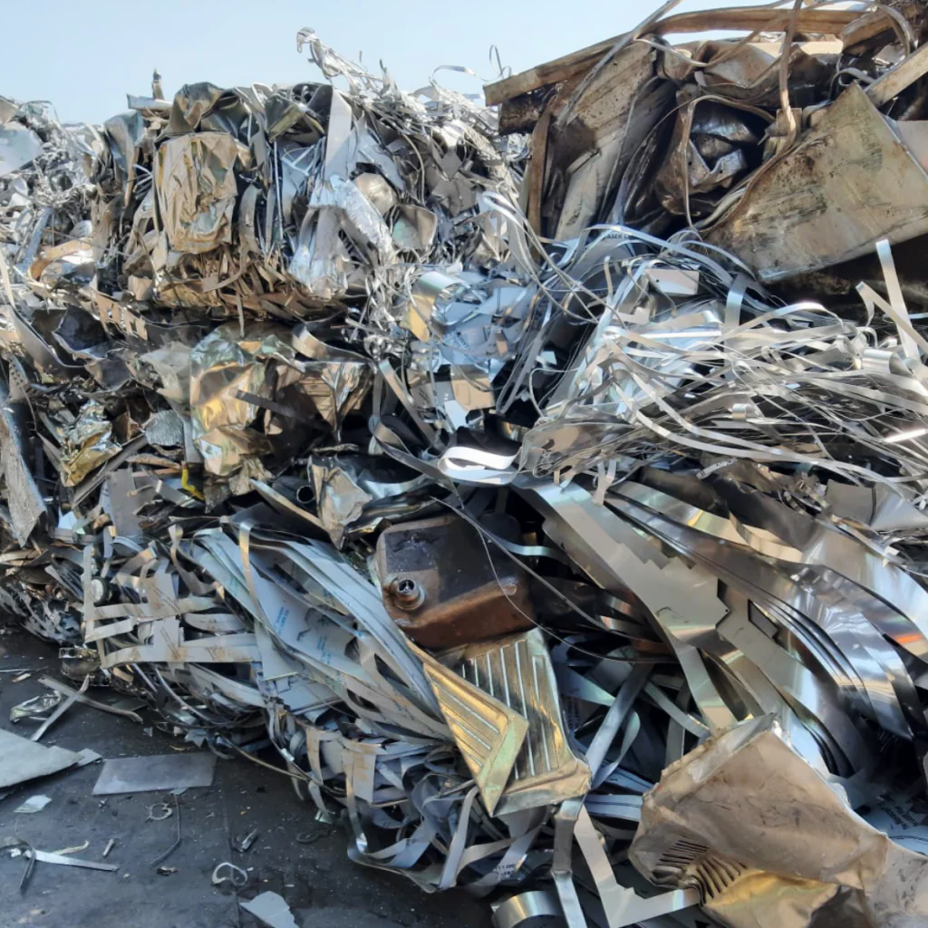 布洛涅-比扬古的Aisi 304 钢车削贸易- MercatoMetalli, image size:1024x1024