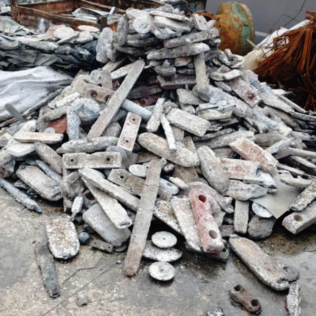 ZINCO ANODI ROTTAME SCRAP ZINC
