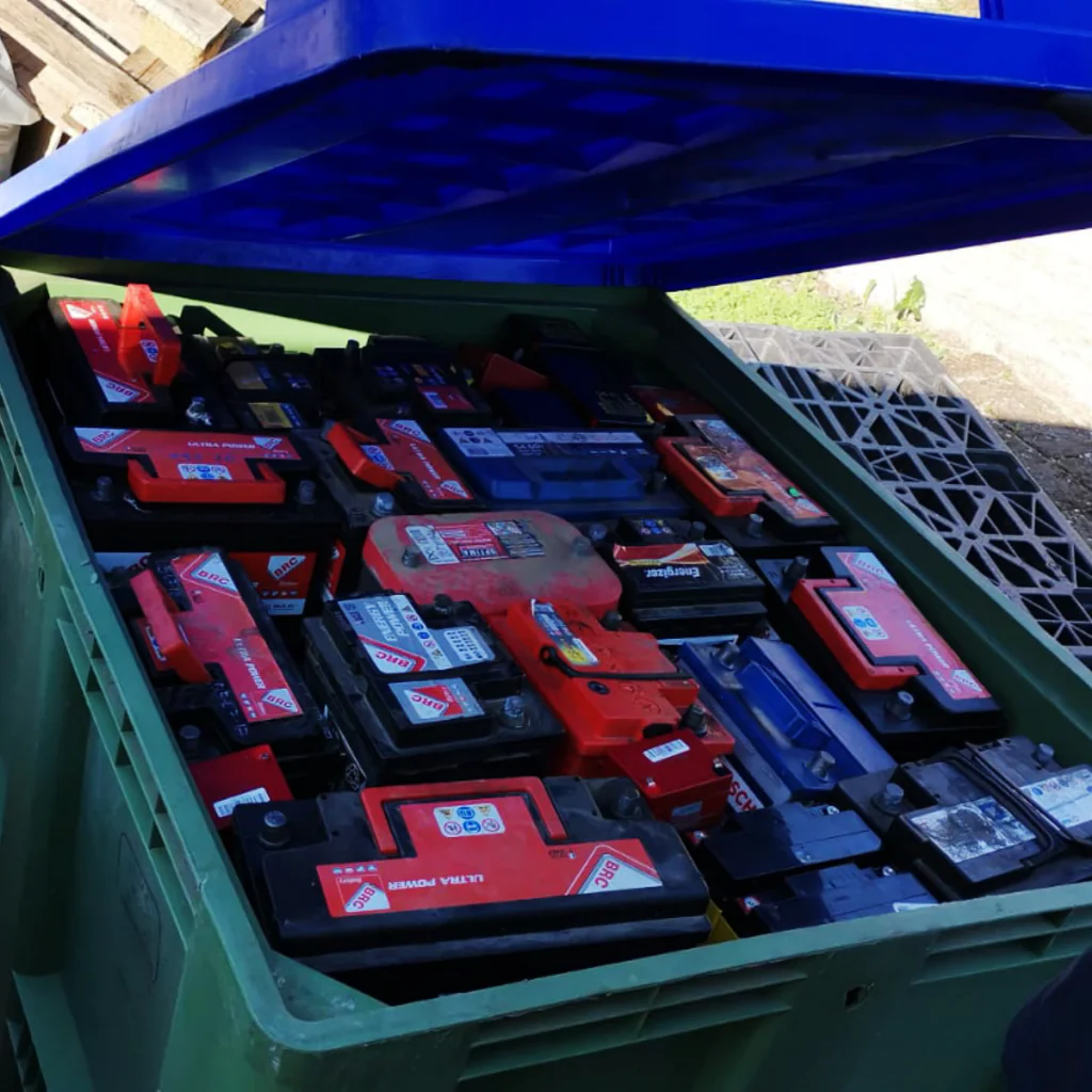 battery lead scrap rottame batterie al piombo