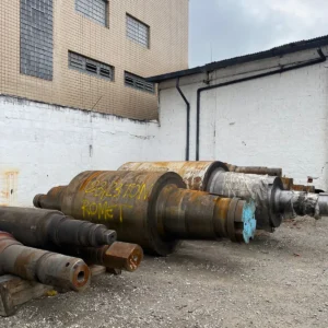 Rottami di cilindri in acciaio forgiato Disponibili- 100 tonnellate Luogo- Santo André, Brasile