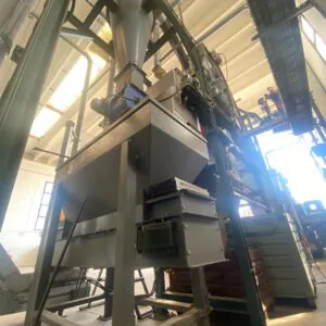 Air density separator (32)