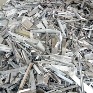 rottame di alluminio estruso grezzo