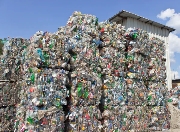 ανάκτηση πλαστικών απορριμμάτων ανακύκλωσης